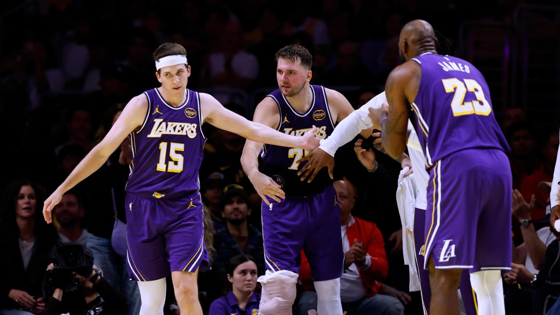 LUKA DROPS 43 AS THE LAKERS REMIND THE CLIPPERS WHO RUN L.A.